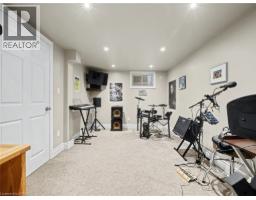 145 GLENFOREST Road - 26