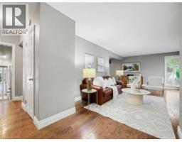 145 GLENFOREST Road - 5