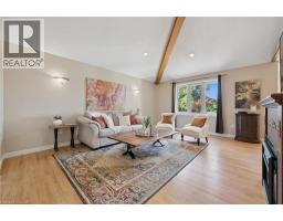 5044 WHITELAW Road - 5