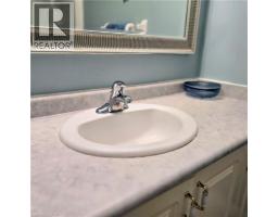 10 ISHERWOOD Avenue UnitNo. 5 - 15