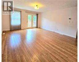 10 ISHERWOOD Avenue UnitNo. 5 - 6