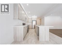 4 BRODDY Avenue - 12