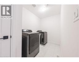 4 BRODDY Avenue - 19