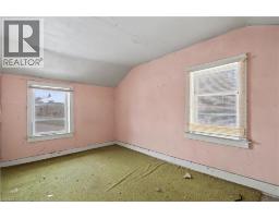 33 MULHOLLAND Drive - 18