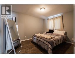 404 QUEENSWAY W - 11