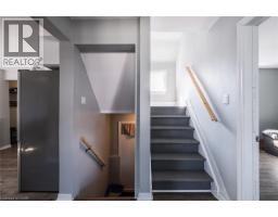 404 QUEENSWAY W - 14