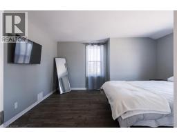 404 QUEENSWAY W - 15