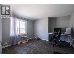 404 QUEENSWAY W - 16