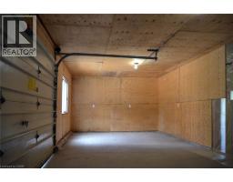 404 QUEENSWAY W - 21