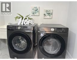 315 SIMCOE Street - 27