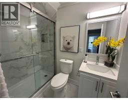 315 SIMCOE Street - 5