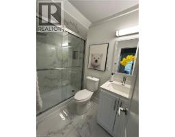 315 SIMCOE Street - 8