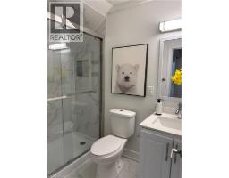 315 SIMCOE Street - 9