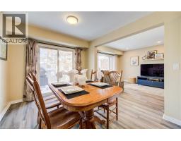 48 KARALEE Crescent - 12