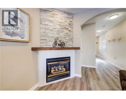 48 KARALEE Crescent - 19