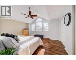 48 KARALEE Crescent - 23