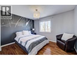 48 KARALEE Crescent - 26