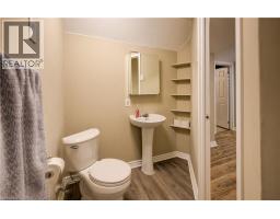 48 KARALEE Crescent - 35