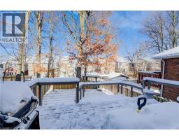 48 KARALEE Crescent - 37