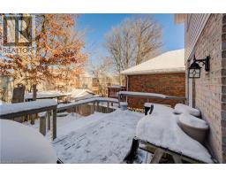 48 KARALEE Crescent - 38