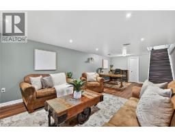 49 ERIE Avenue N - 30