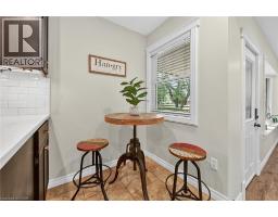 49 ERIE Avenue N - 9