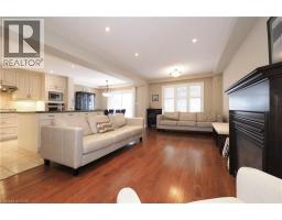 33 HUCK Crescent - 10