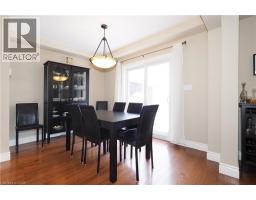 33 HUCK Crescent - 12