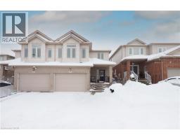 33 HUCK Crescent - 2