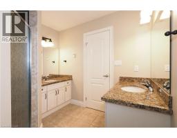 33 HUCK Crescent - 27