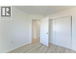 82 TROWBRIDGE Street - 13