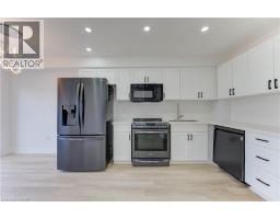 82 TROWBRIDGE Street - 3