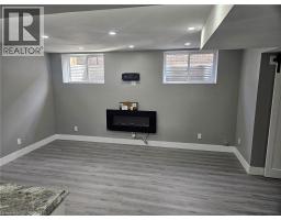 78 WOODBERRY Crescent - 39