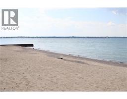 665 LAKESHORE Road - 27