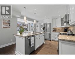 18 PITTSFORD Close - 12