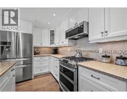 18 PITTSFORD Close - 13