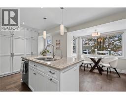 18 PITTSFORD Close - 14