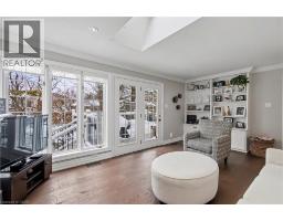 18 PITTSFORD Close - 19