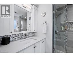 18 PITTSFORD Close - 24