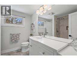 18 PITTSFORD Close - 29