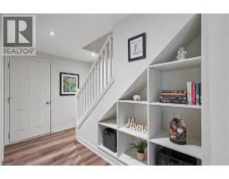 18 PITTSFORD Close - 33