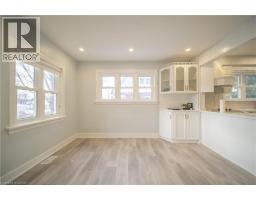 10 MONROE Street - 13