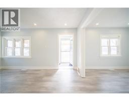 10 MONROE Street - 26