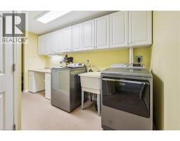 747 FAIRWAY Court - 38