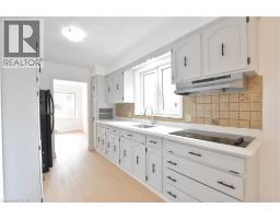 238 LOWTHER Street N - 13