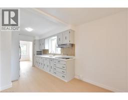 238 LOWTHER Street N - 17