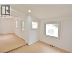 238 LOWTHER Street N - 23