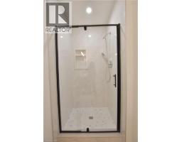 238 LOWTHER Street N - 26