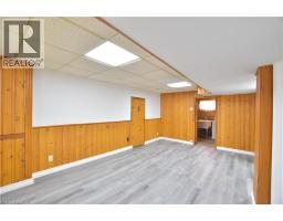 238 LOWTHER Street N - 44