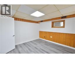 238 LOWTHER Street N - 45